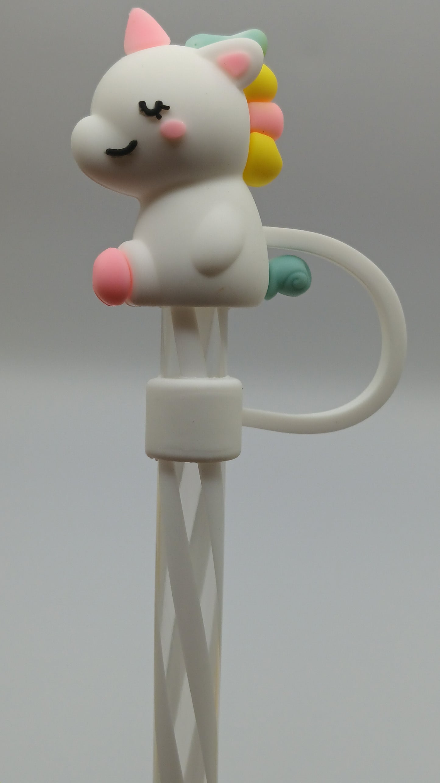 Straw toppers