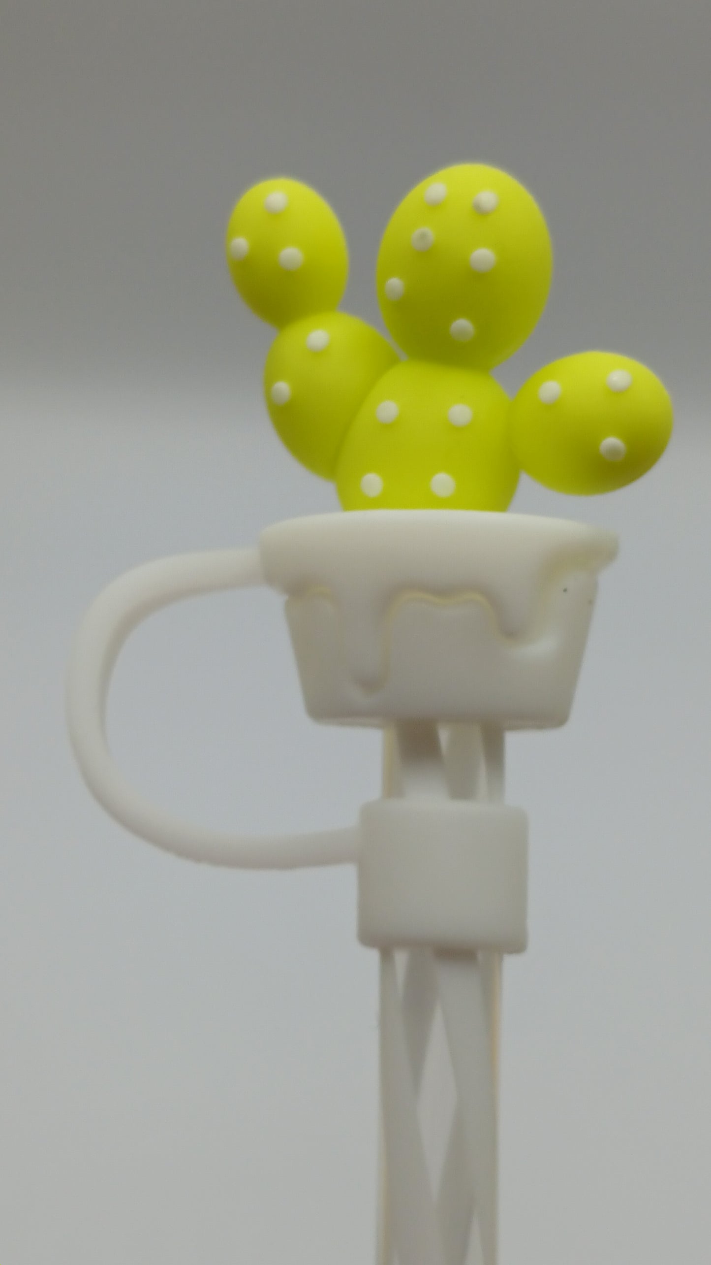 Straw toppers
