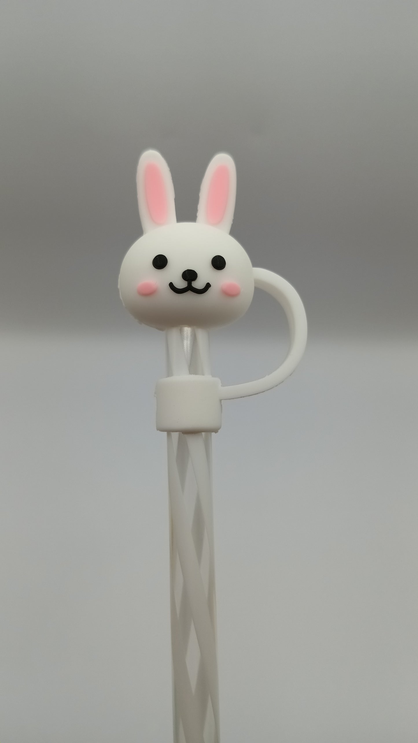Straw toppers