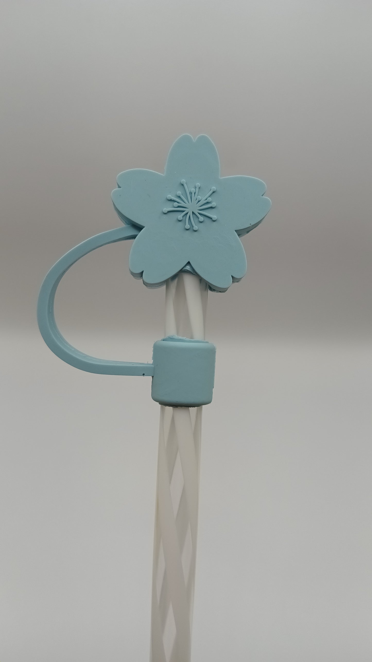 Straw toppers