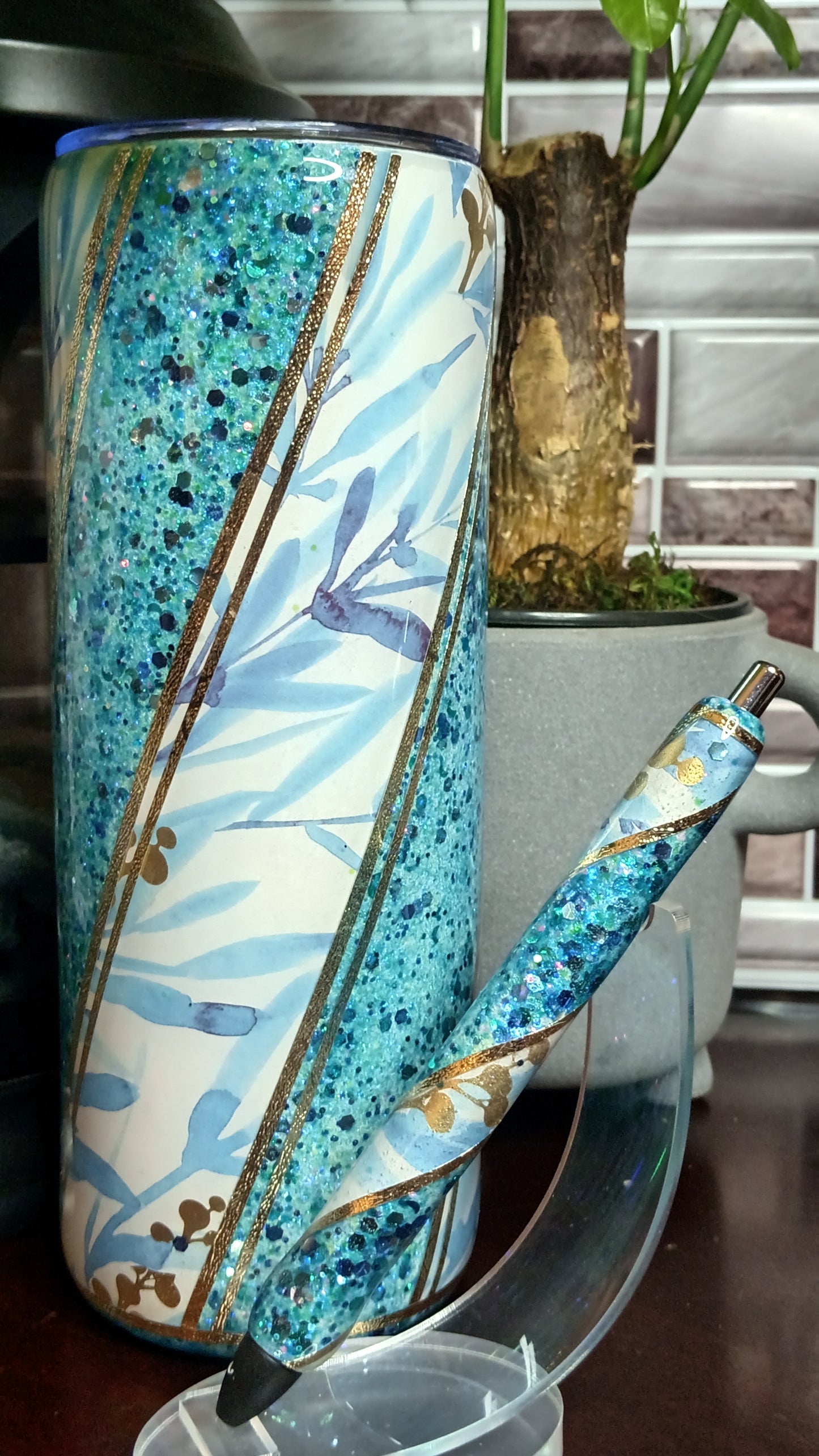 Blue & Gold Twist office set